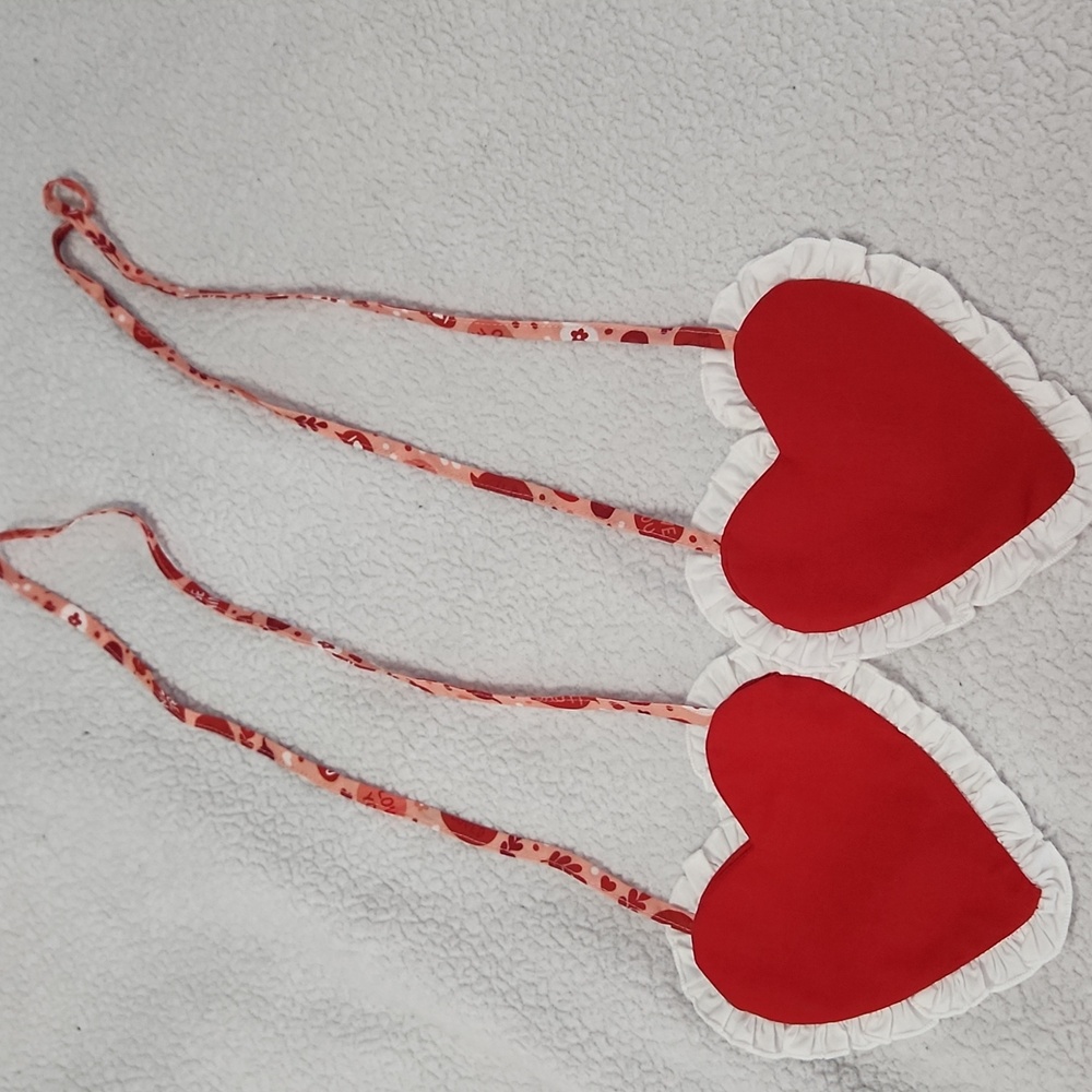 Ricrac & Ruffles set of 2 Valentine's Day heart purses - Picture 2 of 4